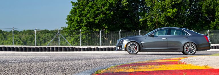 640 Hp Cadillac >> Piloting the 640-hp Cadillac CTS-V Super Sedan - Consumer 640 Hp Cadillac >> Piloting the 640-hp Cadillac CTS-V Super Sedan - Consumer