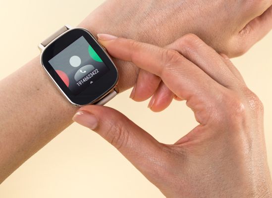 smartwatch with texting iphone