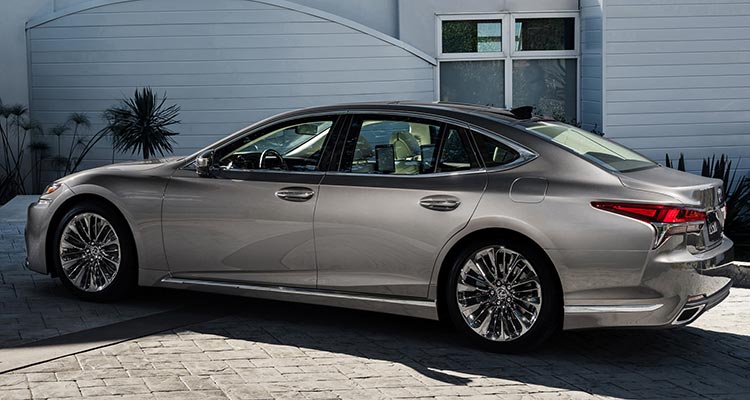 Preview: 2018 Lexus LS Luxury Sedan - Consumer Reports Preview: 2018 Lexus LS Luxury Sedan - Consumer Reports
