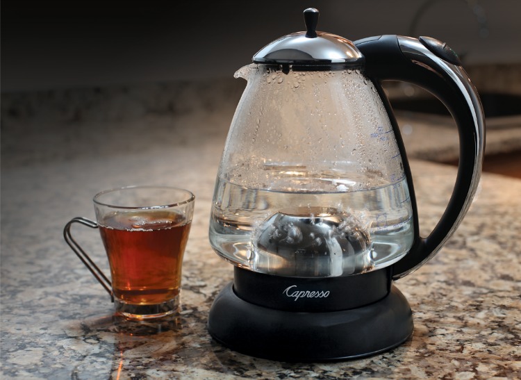 What are the features that make for a great electric tea kettle?