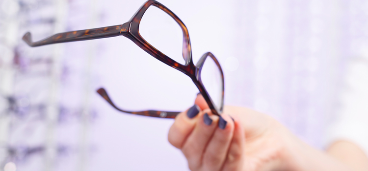 Book reviews online eyeglasses you can try