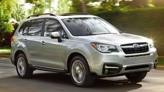 Best Hybrids Evs Reviews Consumer Reports Face Off 2018 Subaru Forester Vs Toyota Rav4