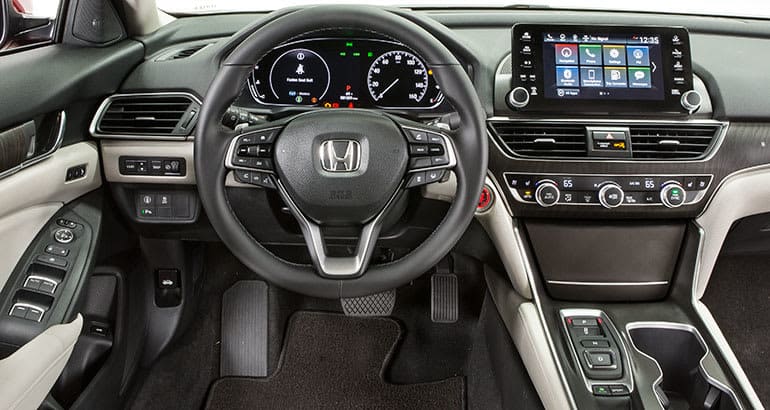 2018 Honda Accord interior