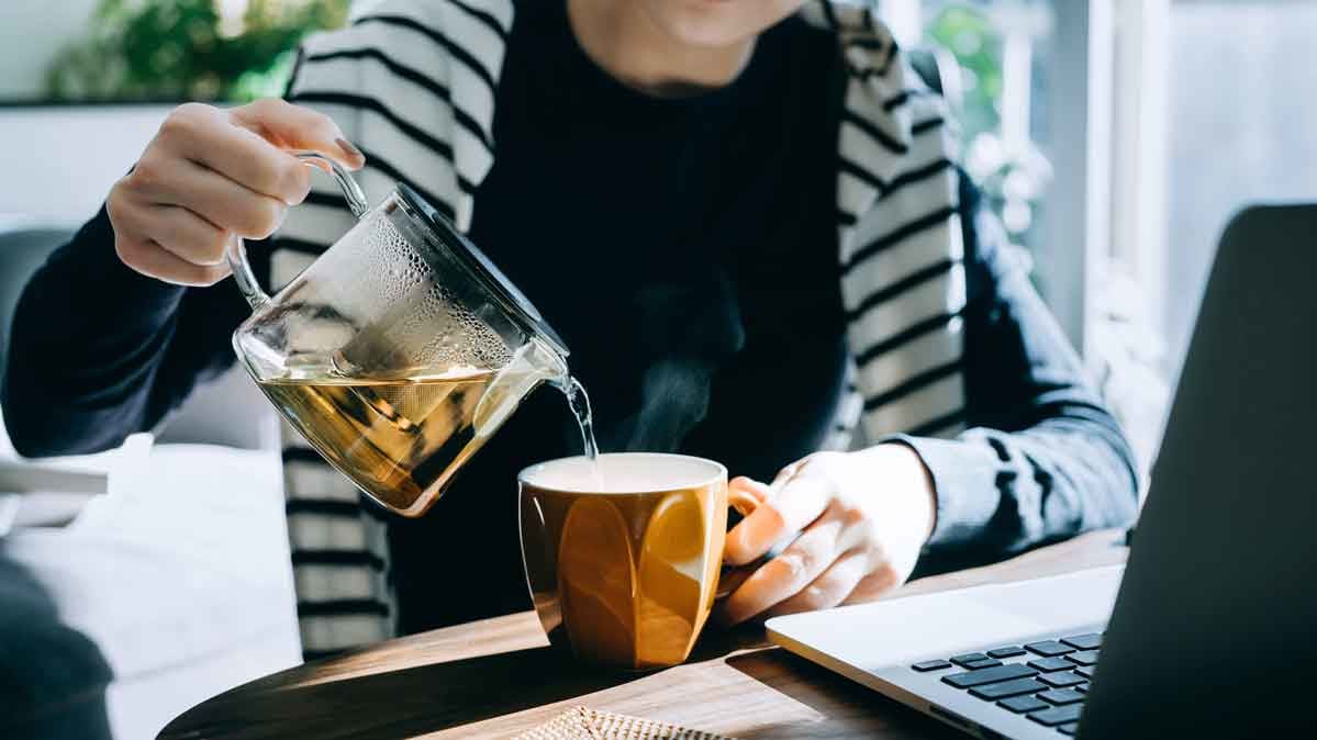 El café, el té y otras bebidas calientes pueden hacer algo más que ...