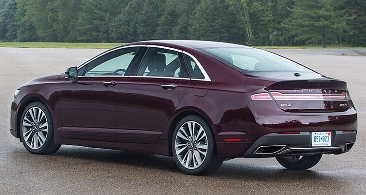 2017 Lincoln MKZ rear three-quarters.