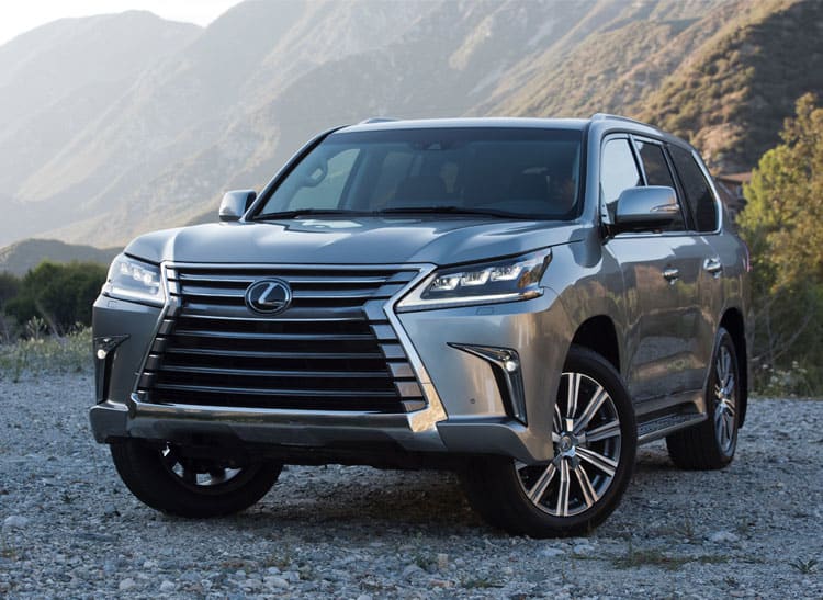 2016 Lexus LX front