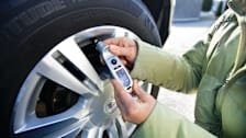 Choosing the Best Tire Pressure Gauge