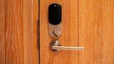 Set Up Your Front Door to Auto-Unlock and Open Hands-Free
