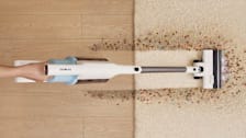 Tineco GO203 stick vaccum cleaning yo mess on wood floor and rug