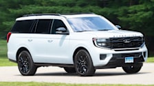 2025 Ford Expedition Platinum front driving