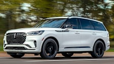2025 Lincoln Aviator Reserve driving