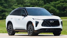 2027 Infiniti QX65 driving