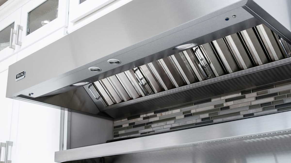 CR-BG-Range-Hood-Hero-08-16-Crop