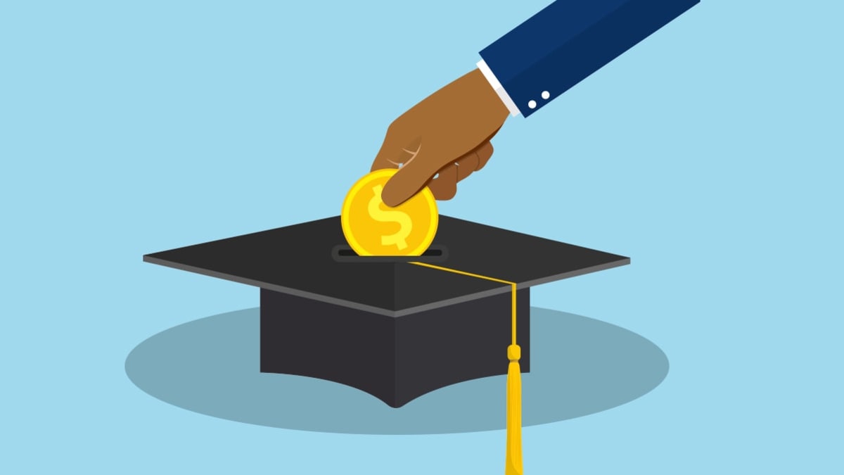 Illustration of putting money into a graduation cap.
