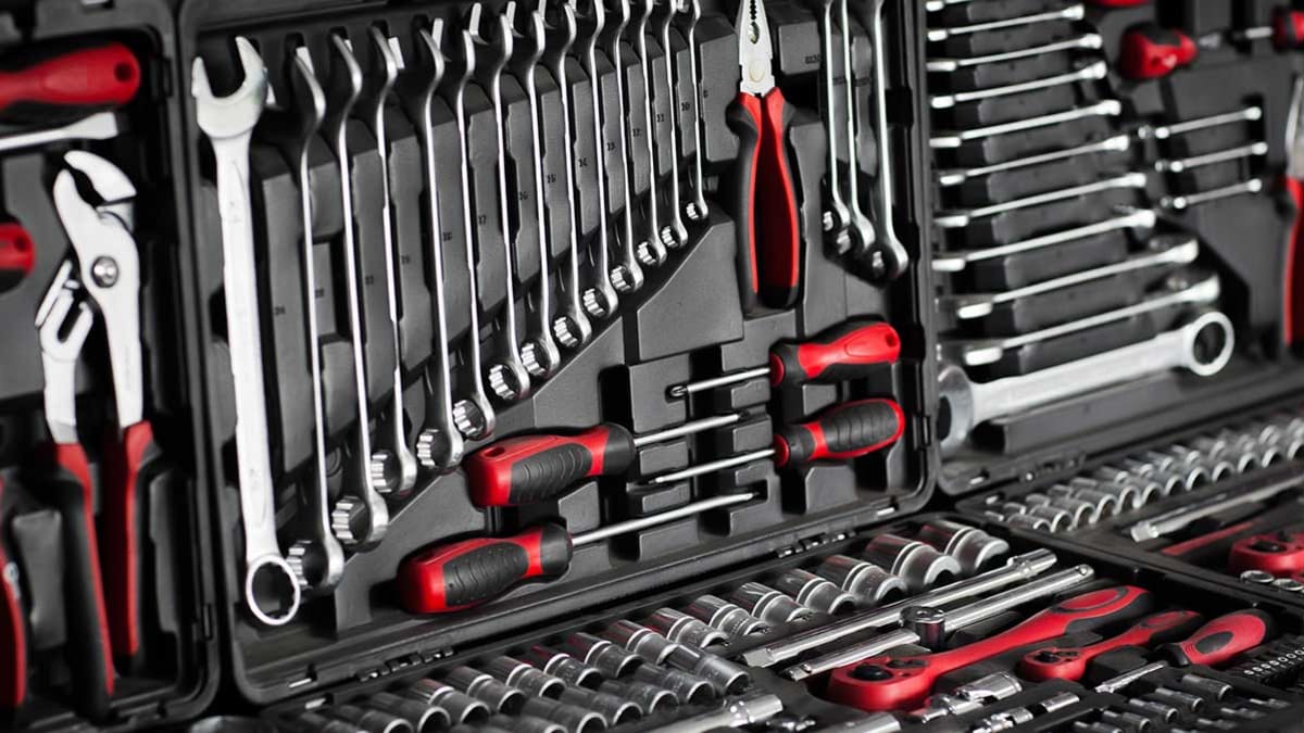 Бесплатное фото инструмента Black Friday Deals on Cordless Drills & Tool Kits - Consumer Reports