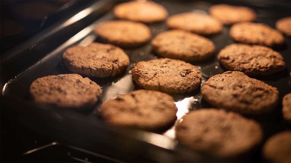 cookies baking