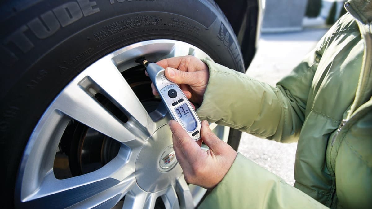 Choosing the Best Tire Pressure Gauge Consumer Reports