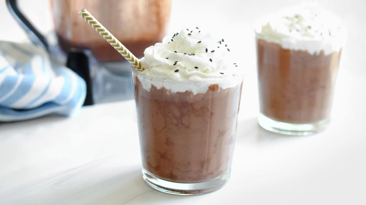 Chocolate tahini dessert smoothies