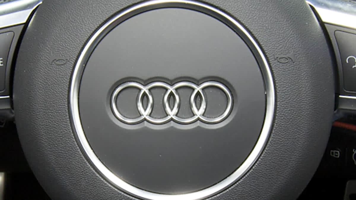 2012 Audi TT steering wheel