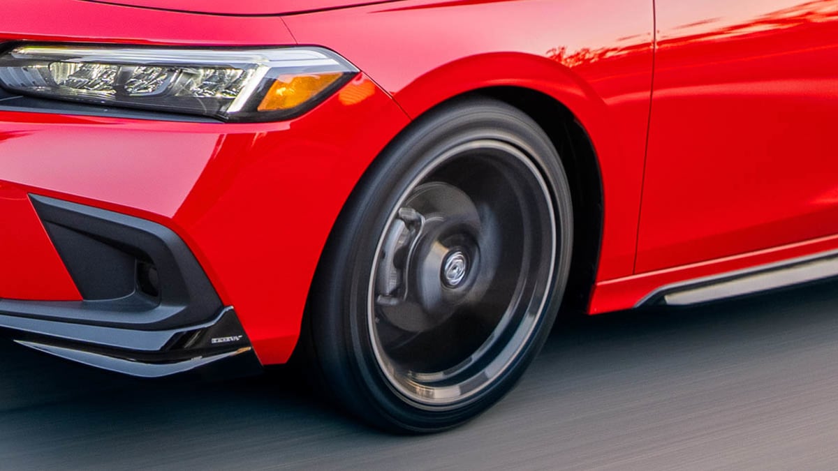 2022 Honda Civic HPD tire