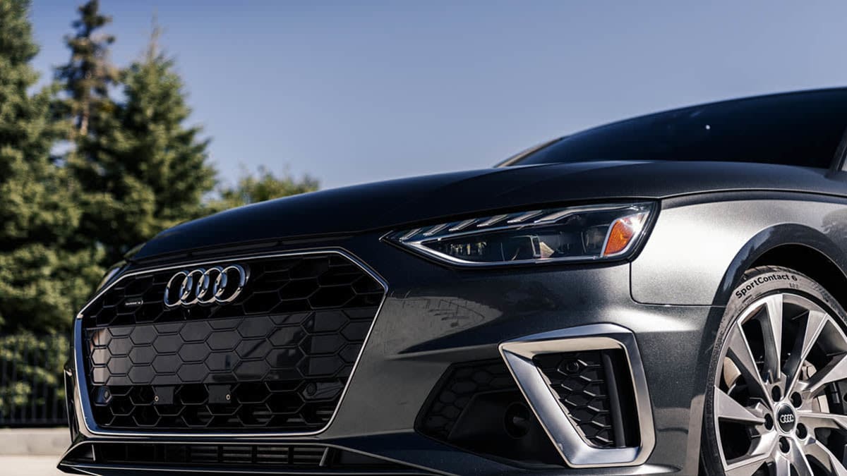 2021 Audi A4 sedan grille