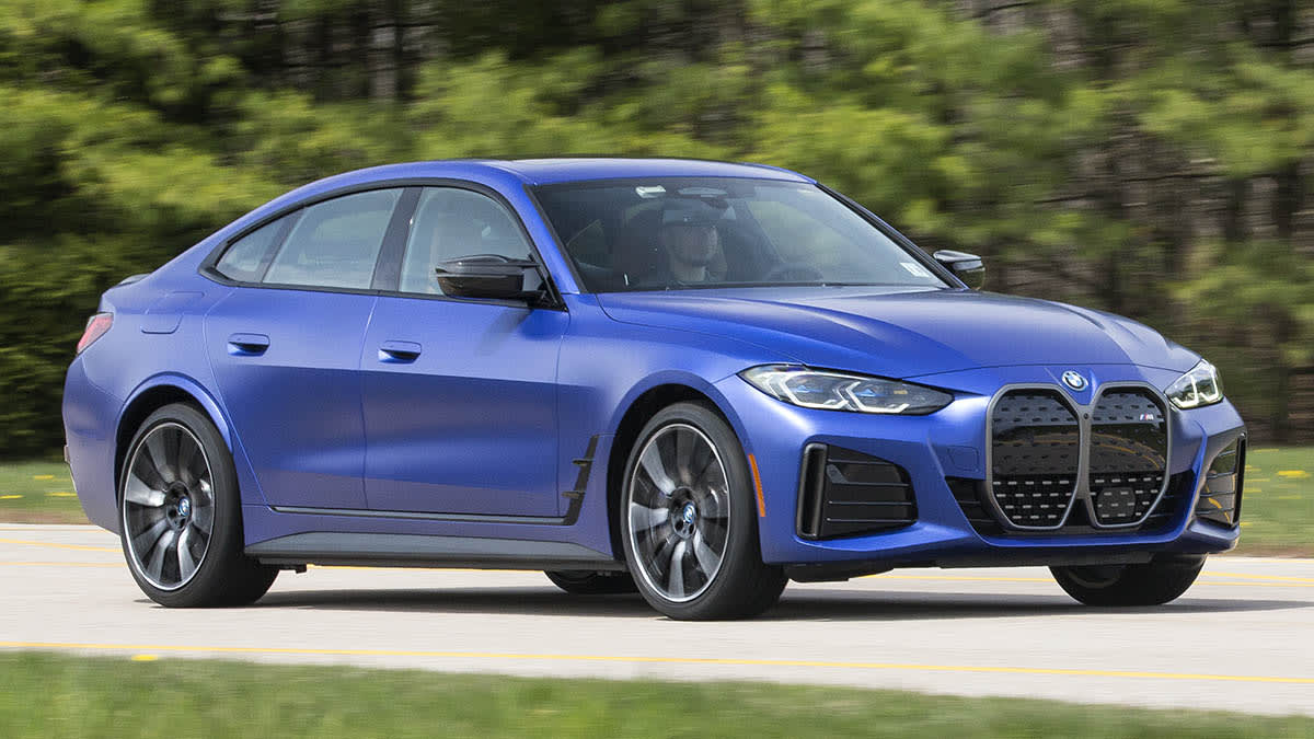 2022 BMW i4 front driving
