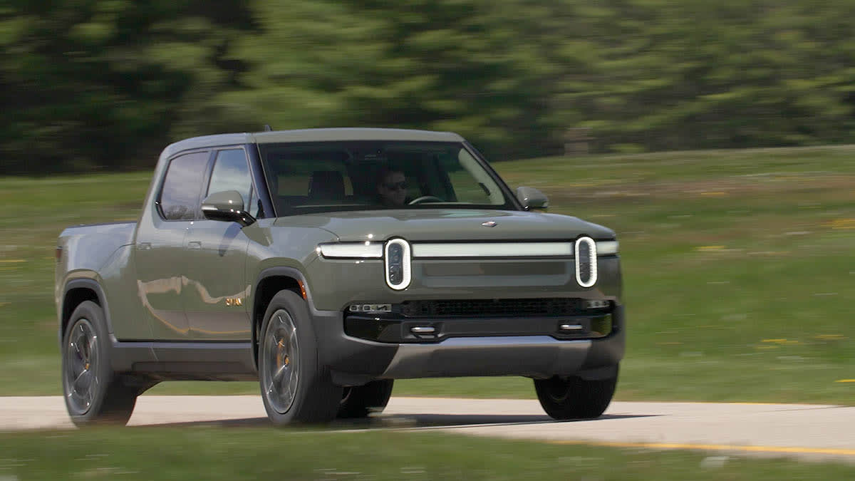 Talking Cars 361: Driving the Rivian R1T Electric Pickup Truck ...