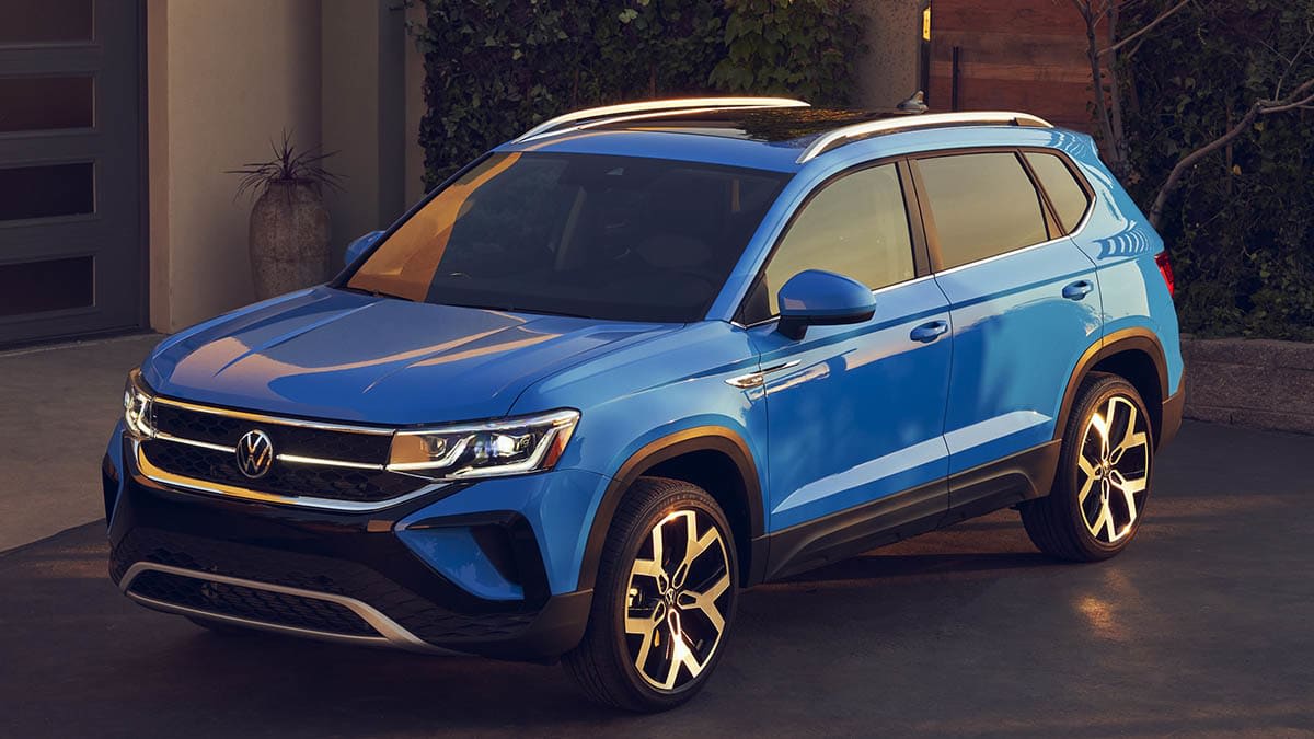 2022 Volkswagen Taos parked