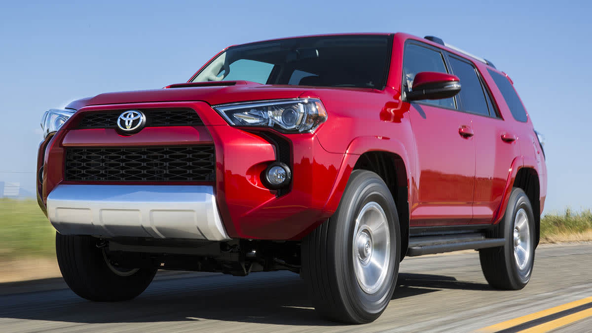 2017 Toyota 4Runner driving
