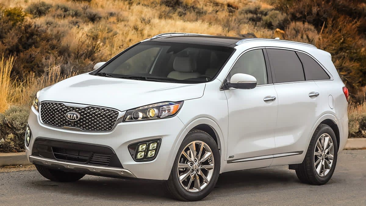 2017 Kia Sorento front