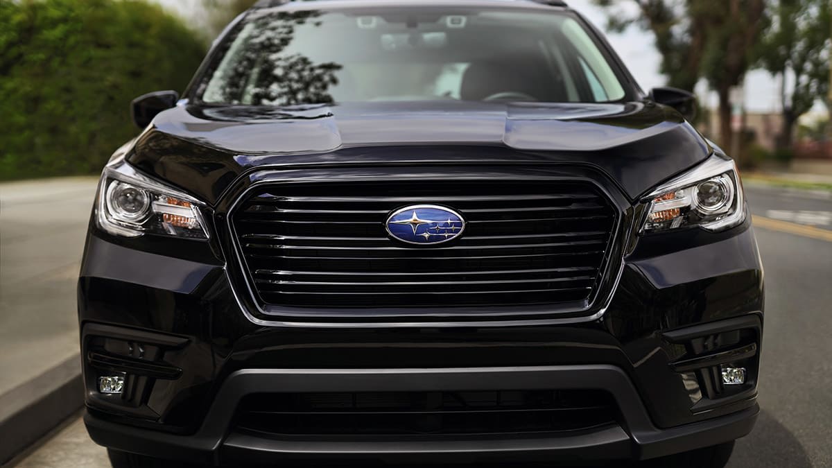 2023 Subaru Ascent grille