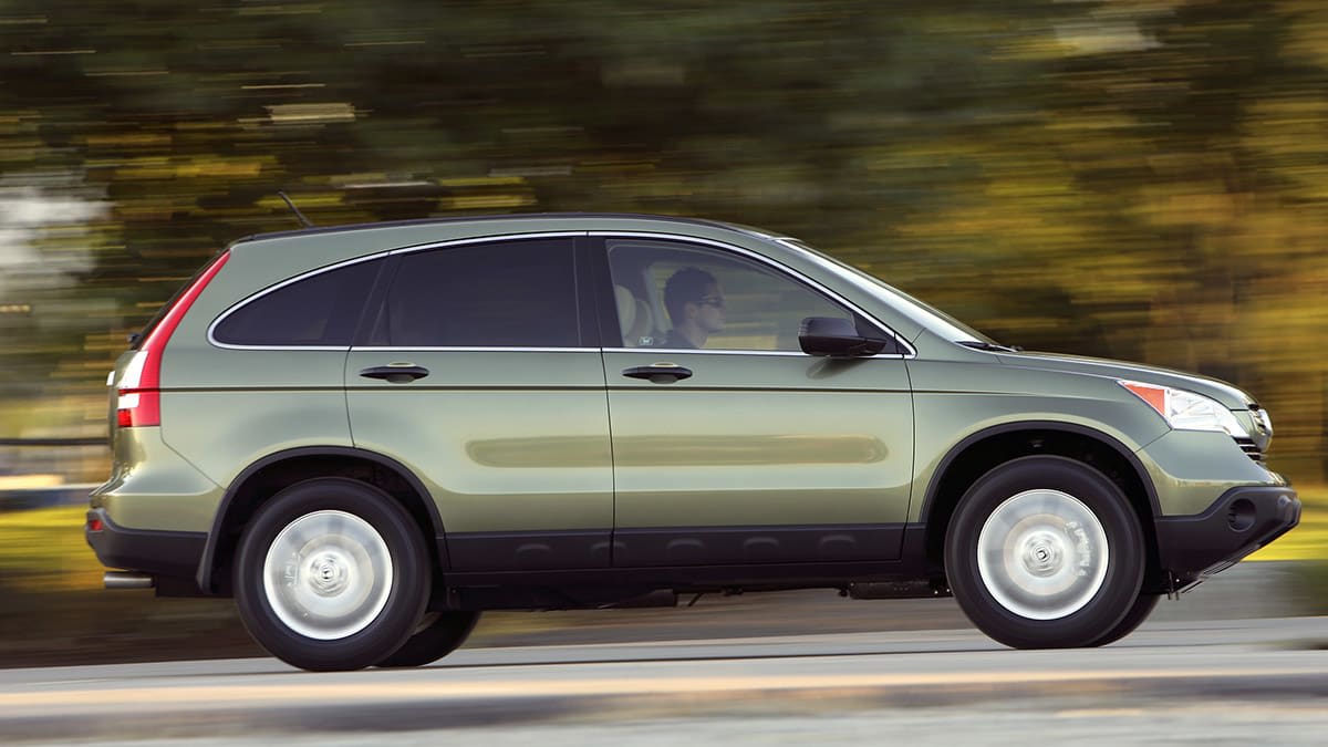 2008 Honda CR-V driving