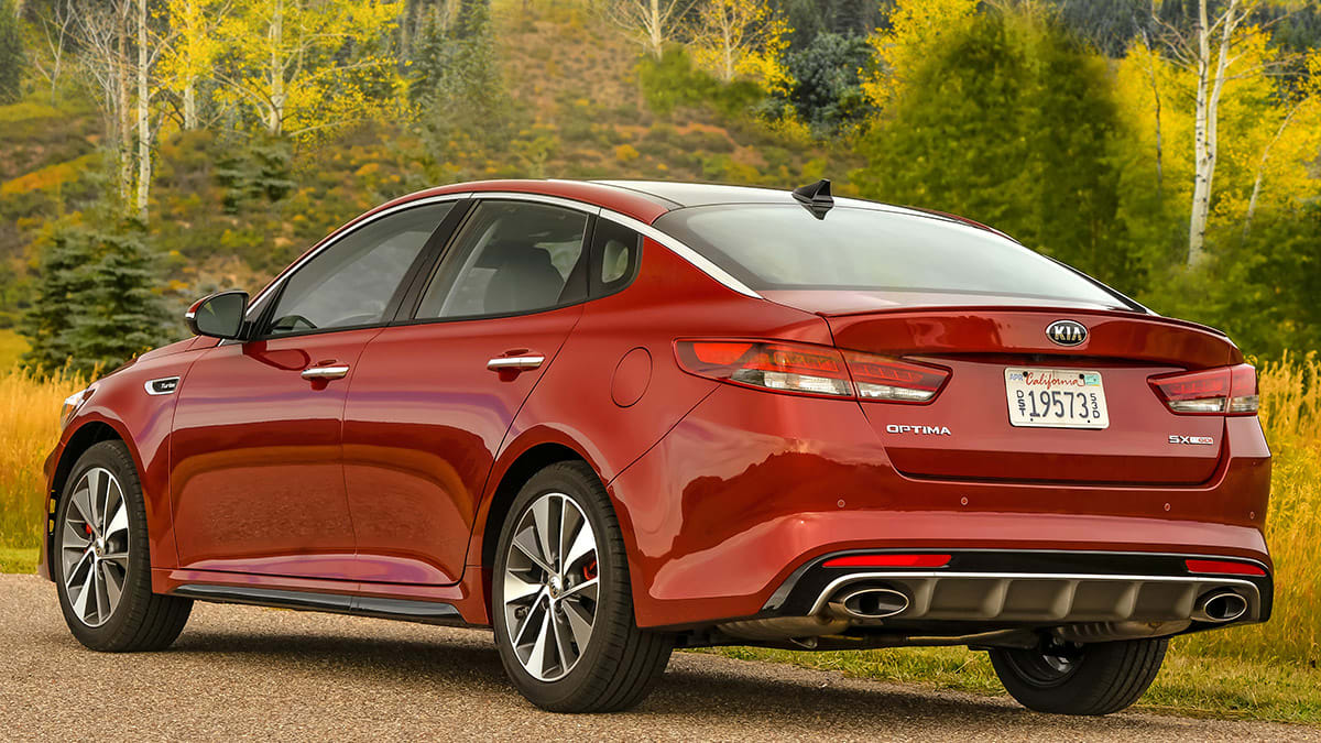 2017 Kia Optima, rear