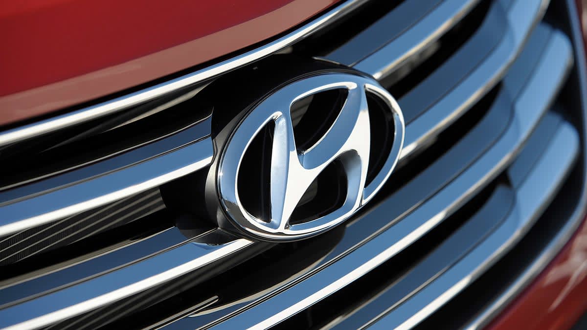 2014 Hyundai Santa Fe grille