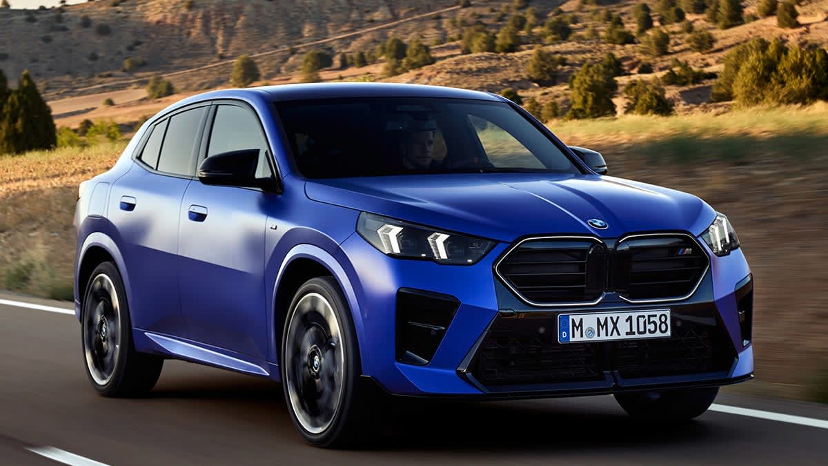2024 BMW X2 front driving