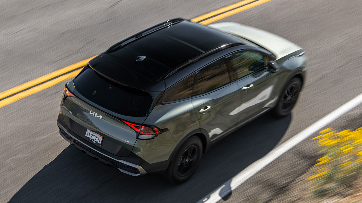 2024 Kia Sportage driving, top view