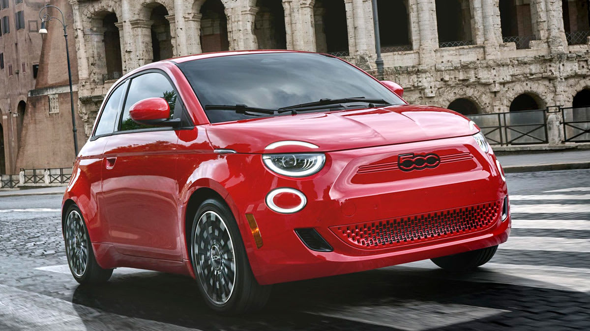 2024 Fiat 500e, front in old city