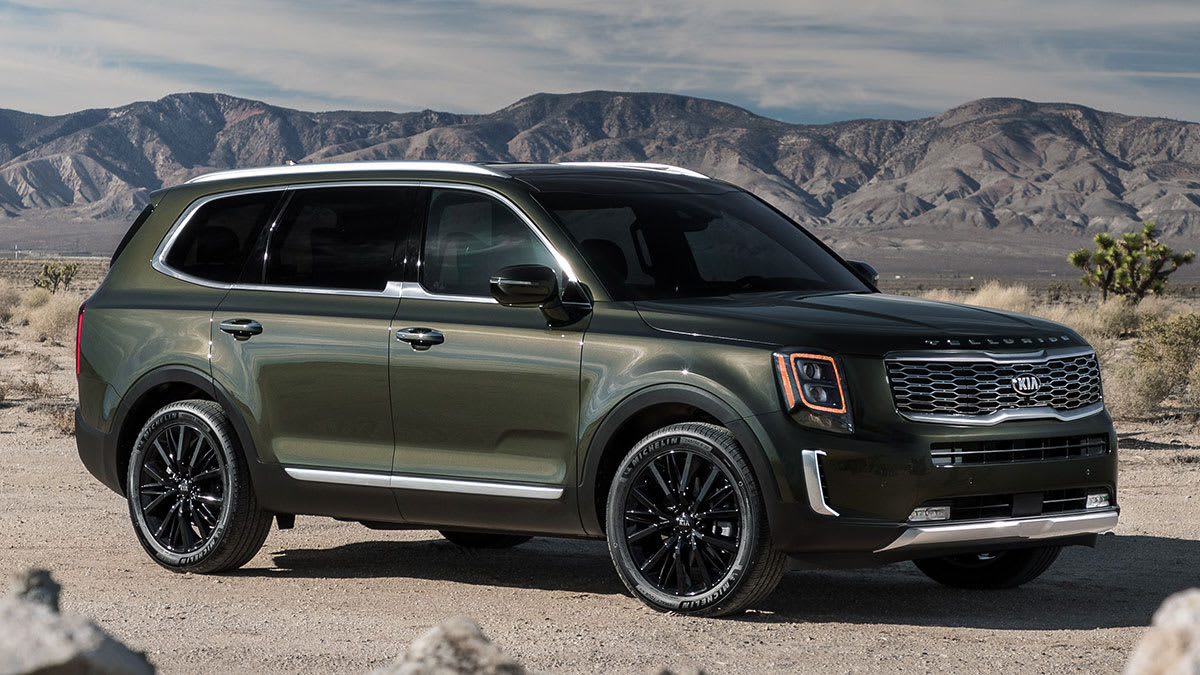 2021 Kia Telluride parked offroad
