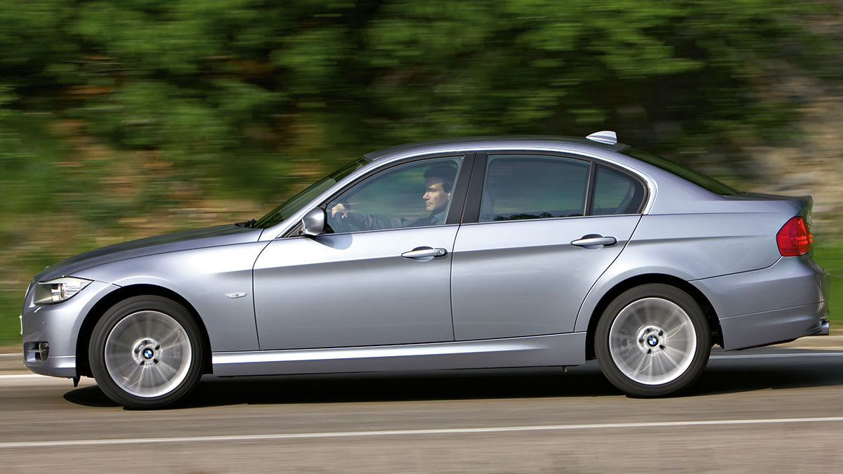 2009 BMW 3 Series driving