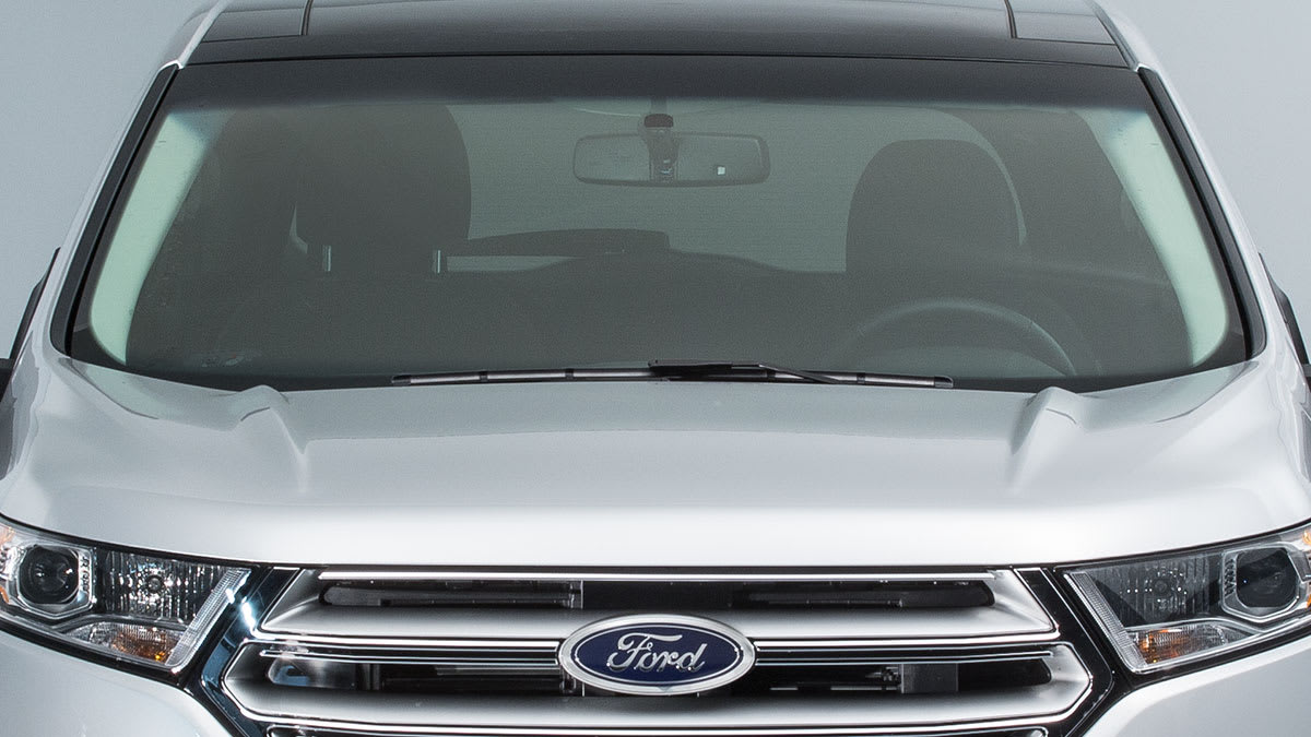 2015 Ford Edge front, tight crop