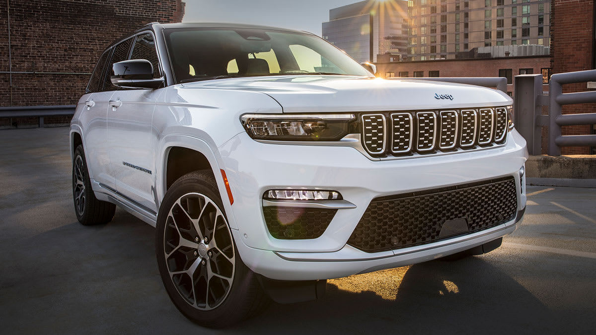 2025 Jeep Grand Cherokee 4xe Summit Reserve parked on a roof top