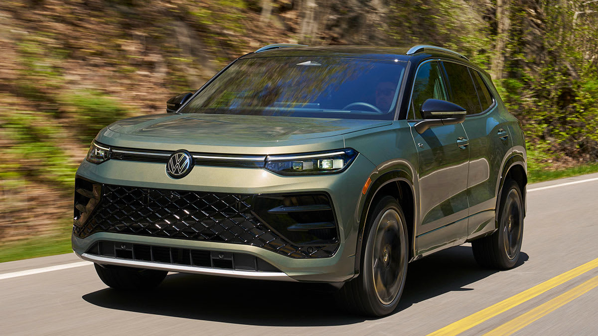 2026 Volkswagen Tiguan R-Line driving