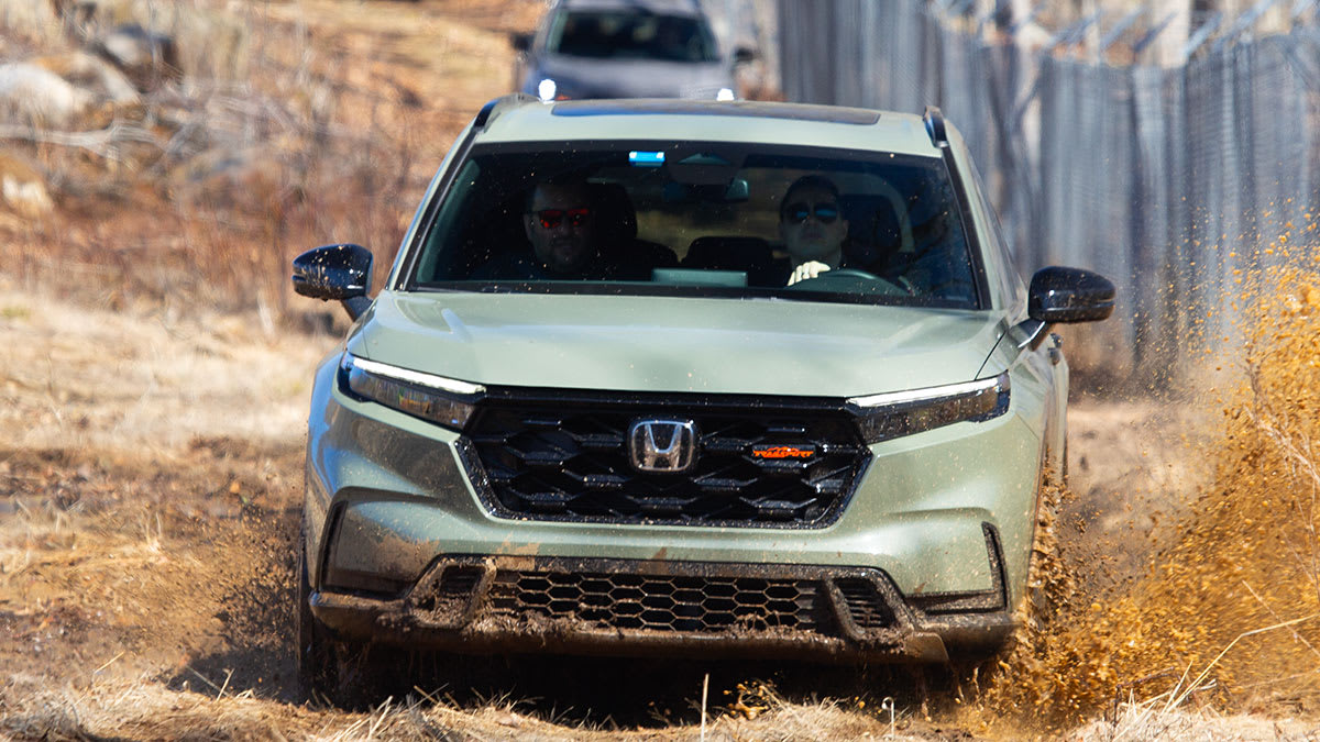 2026 Honda CR-V TrailSport off-roading at CR's Auto Test Center