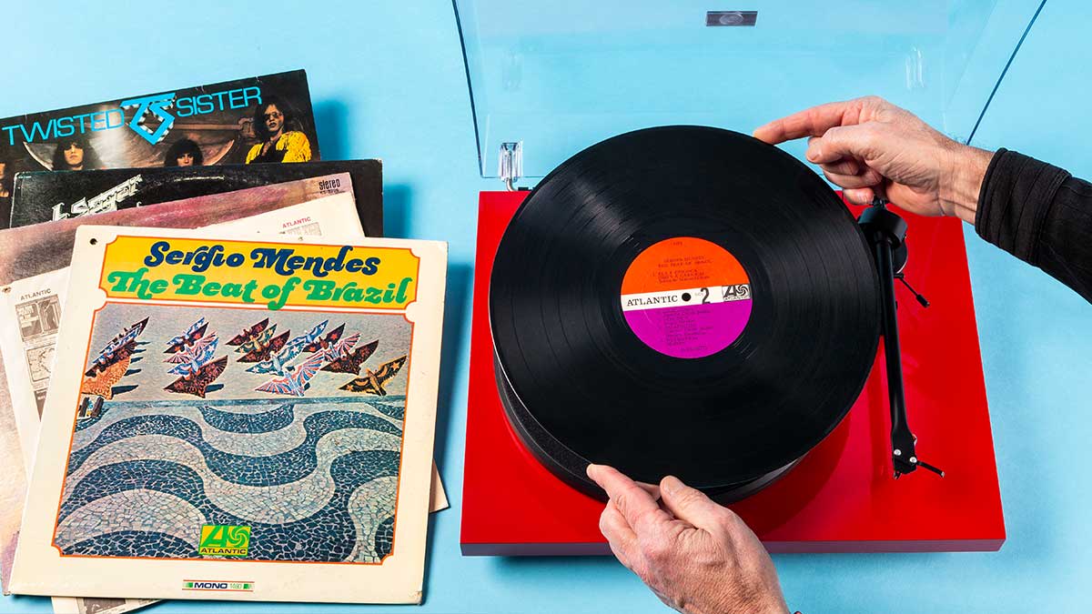 How to Set Up a Turntable