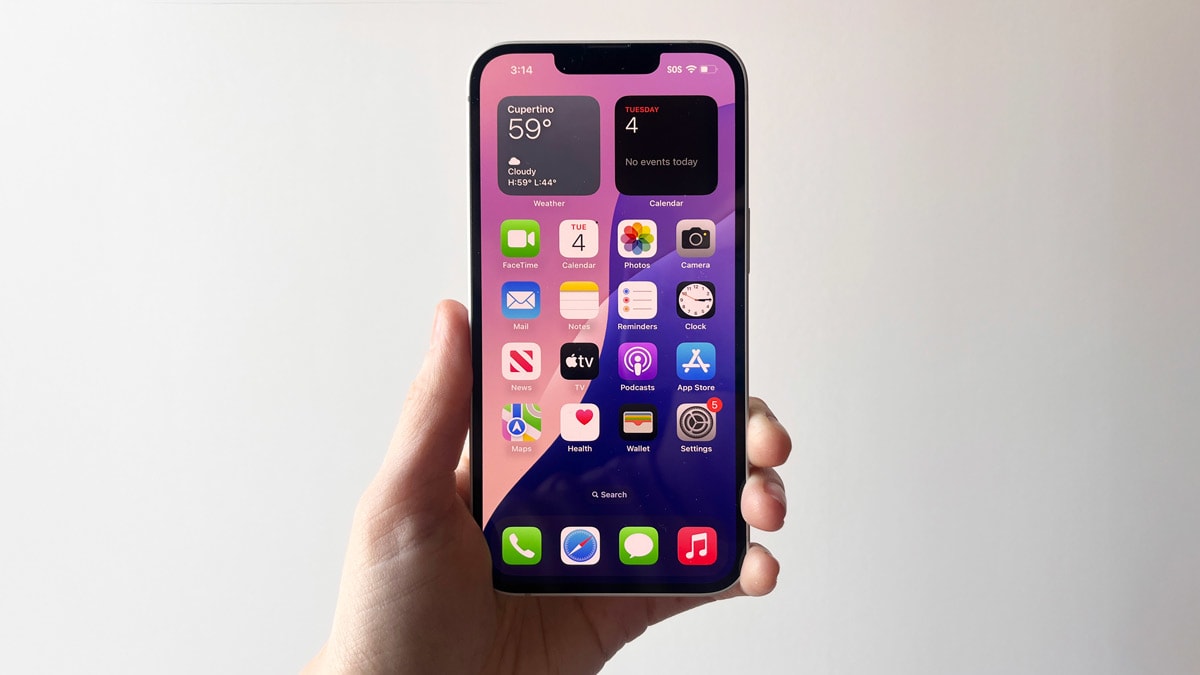 The iPhone 16e Does Almost Everything You Want an iPhone to Do