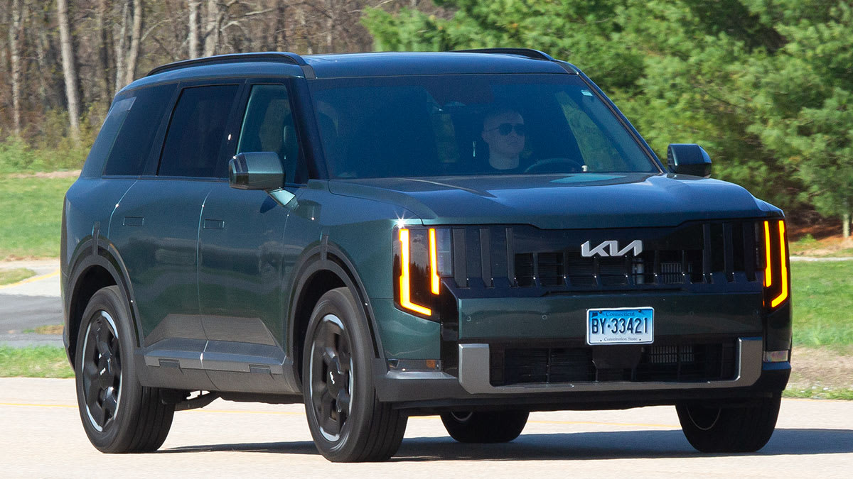 Review: 2027 Kia Telluride—We Aren't Sold on its Four-Cylinder Engine 