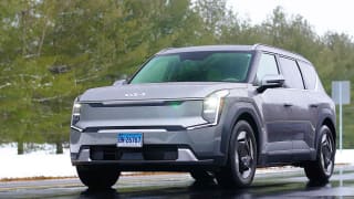 Talking Cars 438: Driving the Kia EV9