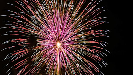 How to Take Stunning Fireworks Photos