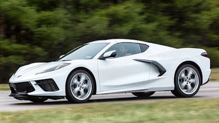Midengine 2020 Chevrolet Corvette Stingray Impresses at the Consumer Reports Track
