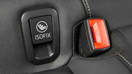 What You Need to Know About Installing a Child Car Seat in the Rear Center Seat